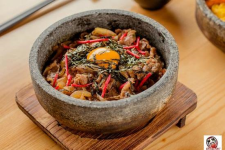 Cơm bát đá kiểu nhật 